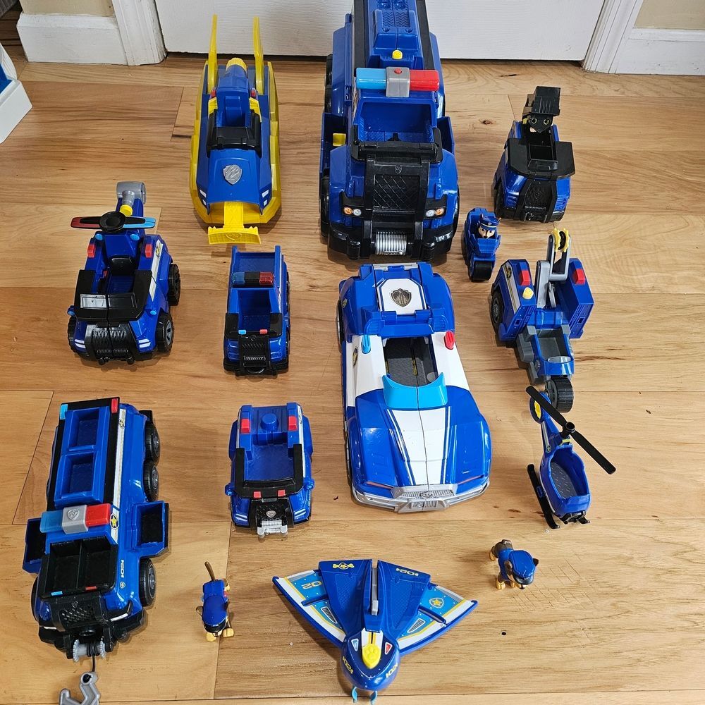 Paw Patrol Blue and Yellow Rescue Vehicle Collection